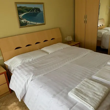 Taga Apartment